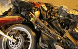 [ẢNH] Người lái BMW tông loạt xe máy dừng đèn đỏ ở TP.HCM nhận ''có bia rượu''