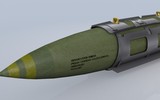 [ẢNH] Mỹ dùng siêu bom thông minh dẫn đường GPS JDAM tại chiến trường Syria