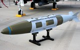 [ẢNH] Mỹ dùng siêu bom thông minh dẫn đường GPS JDAM tại chiến trường Syria