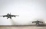 [ẢNH] Tại sao Nga rút hết 'xe tăng bay' Su-25 đang giáng hỏa lực cực mạnh xuống phiến quân Syria về nước?