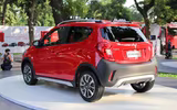 [ẢNH] Xe Fadil rẻ nhất của VinFast thực ra chính là nguyên mẫu của xe Opel Karl Rocks