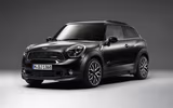 [ẢNH] Xe Mini phiên bản John Cooper Works Knights có gì khiến khách hàng chờ đợi
