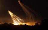 [ẢNH] Liên tục sử dụng vũ khí hóa học bị cấm, Mỹ đang rơi vào thế bí tại Syria