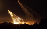 [ẢNH] Liên tục sử dụng vũ khí hóa học bị cấm, Mỹ đang rơi vào thế bí tại Syria