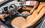 [ẢNH] Kiện đòi bồi thường 19.500 USD vì làm móp Ferrari 458 khi đậu xe