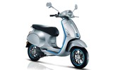 [ẢNH] Xe máy điện Vespa Elettrica về Việt Nam đắt ngang môtô