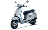 [ẢNH] Xe máy điện Vespa Elettrica về Việt Nam đắt ngang môtô