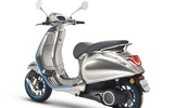 [ẢNH] Xe máy điện Vespa Elettrica về Việt Nam đắt ngang môtô