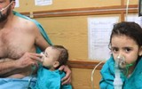 [ẢNH] Phiến quân tấn công hóa học, Nga tức tốc điều chuyên gia sang Syria