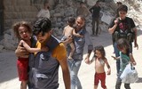 [ẢNH] Phiến quân tấn công hóa học, Nga tức tốc điều chuyên gia sang Syria