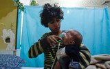 [ẢNH] Phiến quân tấn công hóa học, Nga tức tốc điều chuyên gia sang Syria