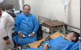 [ẢNH] Phiến quân tấn công hóa học, Nga tức tốc điều chuyên gia sang Syria