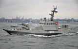 [ẢNH] Chiến hạm Nga, Ukraine đối đầu tại Crimea, súng đã nổ, nguy cơ chiến tranh