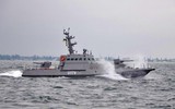 [ẢNH] Chiến hạm Nga, Ukraine đối đầu tại Crimea, súng đã nổ, nguy cơ chiến tranh