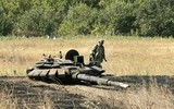 [ẢNH] Từ anh em trở thành địch thủ không đội trời chung, điều gì đang xảy ra với Nga và Ukraine?