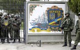 [ẢNH] Từ anh em trở thành địch thủ không đội trời chung, điều gì đang xảy ra với Nga và Ukraine?