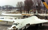 [ẢNH] Căng thẳng với Nga, Ukraine ngửa mặt than trời, giá như đừng phá hủy phi đội 