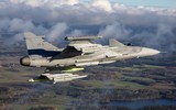 [ẢNH] NATO đem siêu tên lửa không đối không mạnh nhất thế giới lên chiến đấu cơ, Nga lo ngại?