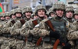 [ẢNH] Ukraine sắp sửa tung đấm thép vào dân quân miền Đông, Nga sẽ ngồi im?