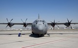[ẢNH] Việt Nam dùng phi đội C-130 Mỹ để vận tải và ném bom vào đầu Khmer Đỏ