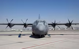 [ẢNH] Việt Nam dùng phi đội C-130 Mỹ để vận tải và ném bom vào đầu Khmer Đỏ