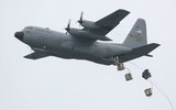 [ẢNH] Việt Nam dùng phi đội C-130 Mỹ để vận tải và ném bom vào đầu Khmer Đỏ