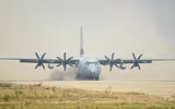 [ẢNH] Việt Nam dùng phi đội C-130 Mỹ để vận tải và ném bom vào đầu Khmer Đỏ