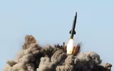 [ẢNH] Syria hướng tên lửa 
