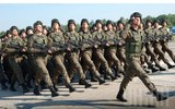 [ẢNH] Bất ngờ khi AK huyền thoại đang bị TAR-21 dần thay thế tại Ukraine