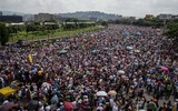 [ẢNH] Máy bay trinh sát Mỹ bay sát Venezuela, sắp có biến lớn?