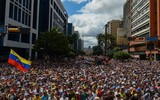 [ẢNH] Ông Maduro cảnh báo nhiệm kỳ của ông Trump 'nhuốm máu' nếu động binh với Venezuela