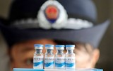 [ẢNH] Chấn động khi phát hiện 12.000 chai huyết tương nhiễm HIV