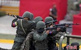 [ẢNH] Đại tá quân đội Venezuela quay sang ủng hộ phe đối lập