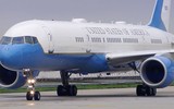 [ẢNH] Lý do chuyên cơ Air Force Two Mỹ đậu tại Đà Nẵng khi Tổng thống Trump đến Hà Nội