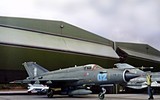 [ẢNH] Nga cố gắng nhưng vẫn không cứu được cánh én bạc MiG-21 và sự thật nghiệt ngã