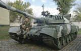 [ẢNH] Đáng sợ với chiến đoàn 320 xe tăng T-80UD của Pakistan