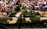 [ẢNH] Đáng sợ với chiến đoàn 320 xe tăng T-80UD của Pakistan