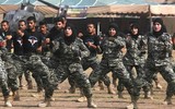 [ẢNH] Vẻ đẹp cuốn hút như thiên thần của nữ binh sĩ Pakistan