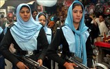 [ẢNH] Vẻ đẹp cuốn hút như thiên thần của nữ binh sĩ Pakistan