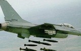 [ẢNH] F-16D Pakistan bị MiG-21 bắn hạ, phi công nhảy dù nhưng bị dân đánh chết vì nhầm?