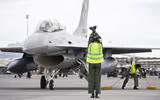[ẢNH] F-16D Pakistan bị MiG-21 bắn hạ, phi công nhảy dù nhưng bị dân đánh chết vì nhầm?