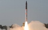 [ẢNH] Tên lửa hạt nhân Agni-IV Ấn Độ không những Pakistan mà cả Trung Quốc cũng lo ngại