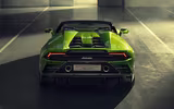 [ẢNH] Mãnh thú mui trần Lamborghini Huracan EVO Spyder đẹp mê mẩn tới từng chi tiết với giá 6,8 tỷ