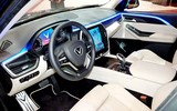 [ẢNH] SUV của VinFast với phiên bản LUX V8 với động cơ mạnh mẽ bất ngờ ra mắt