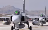 [ẢNH] MiG-21 Ấn Độ hạ gục F-16 Pakistan, Mỹ lo lắng, Nga trông chờ, chỉ có Thụy Điển hưởng lợi?
