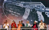 [ẢNH] AK-203 có gì khiến Ấn Độ vứt bỏ niềm tự hào, ngay cả với súng trường INSAS