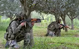 [ẢNH] AK-203 có gì khiến Ấn Độ vứt bỏ niềm tự hào, ngay cả với súng trường INSAS
