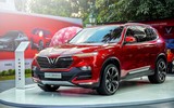 [ẢNH] Lux SA2.0, chiếc ôtô đầu tiên của VinFast lăn bánh tại Việt Nam