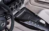 [ẢNH] Siêu xe Mercedes-AMG GT R Roadster mui trần hút mắt giới mê xe