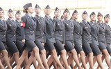 [ẢNH] Vẻ đẹp lạnh lùng chết người của nữ binh sĩ Bạch Dương